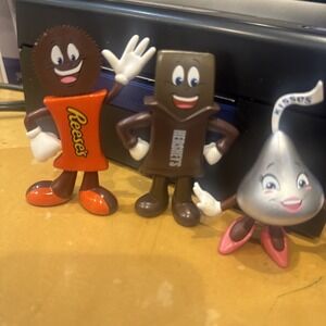 VTG Reese's Peanut Butter Cup. Hershey Bar, Hershey Kiss PVC Action Figure Rare